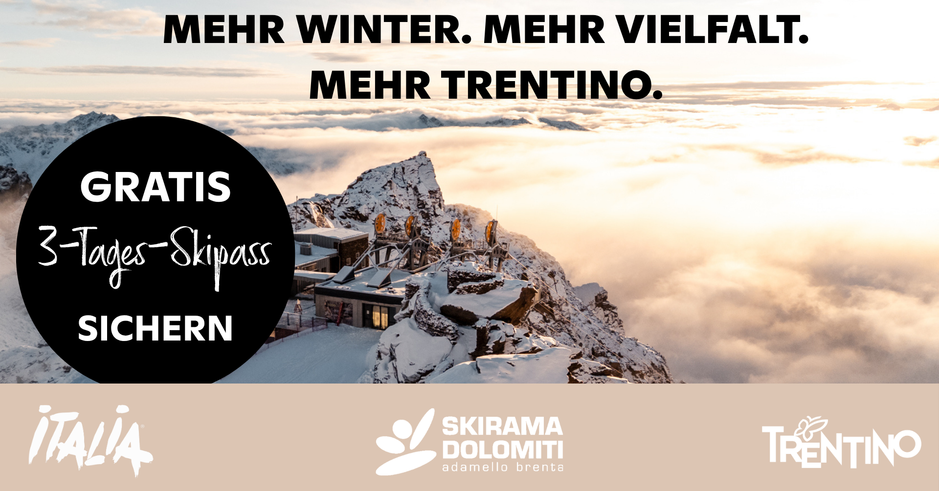 Winterlandschaft in den Dolomiten mit Skirama Dolomiti Adamello Brenta Logo und Werbeslogan für mehr Vielfalt in Trentino